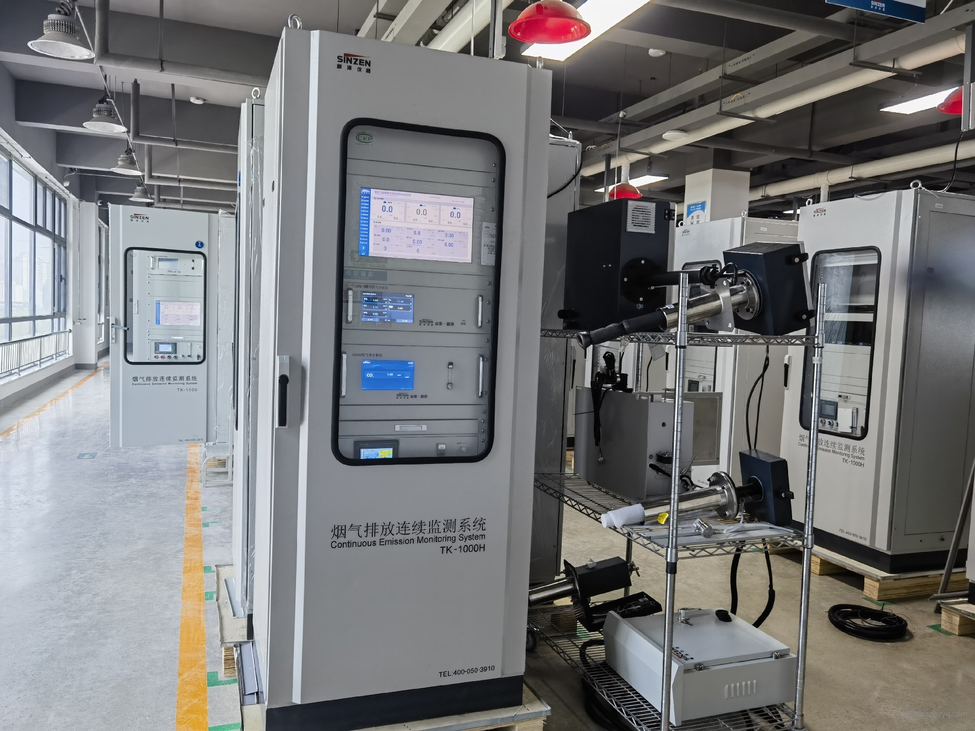 熱濕法煙氣在線(xiàn)監(jiān)測(cè)系統(tǒng).jpg